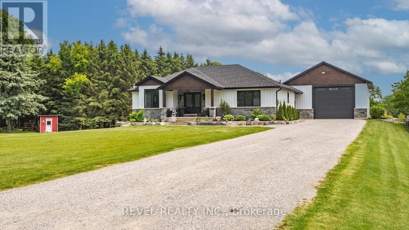 6 Kings Lane, Brant (Brantford Twp), Ontario, N0E1R0, Brant (Brantford Twp), Ontario — photo 1 of 5