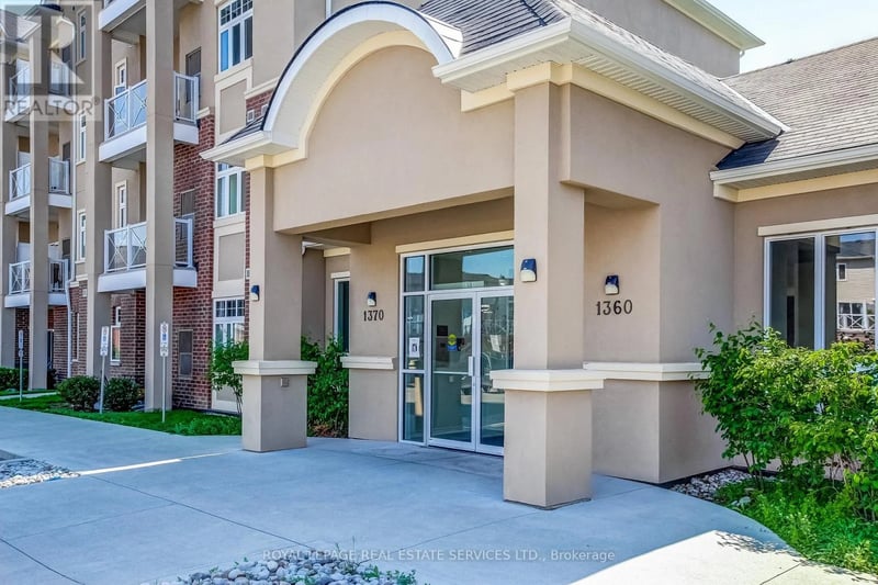 #211 1360 Costigan Road, Milton (CL Clarke), Ontario, L9T0Y8, Milton (CL Clarke), Ontario — photo 1 of 5