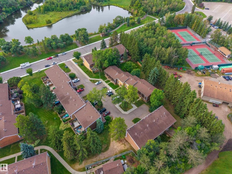 164 GREAT OA, Sherwood Park, Alberta, T8A0V8, Sherwood Park, Alberta — photo 1 of 5