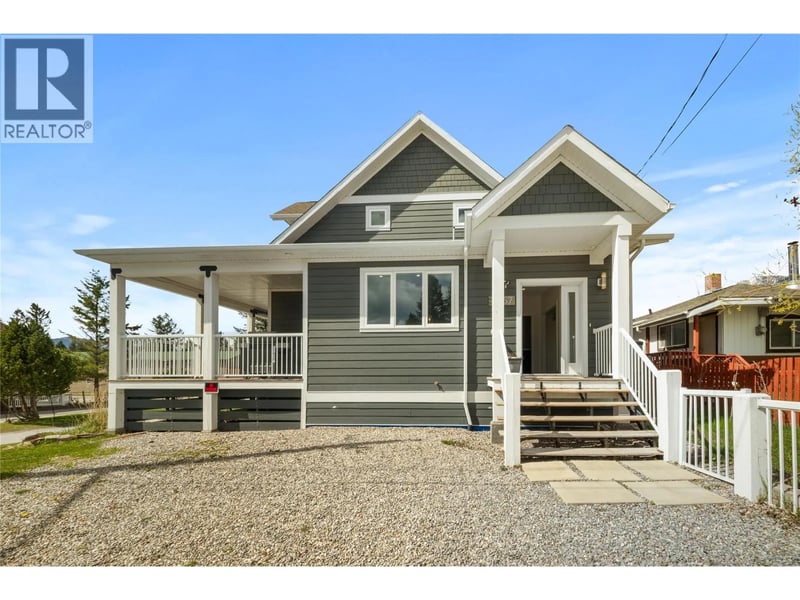 4867 ST JOSEPH Street, Radium Hot Springs, British Columbia, V0A1M0, Radium Hot Springs, British Columbia — photo 1 of 5