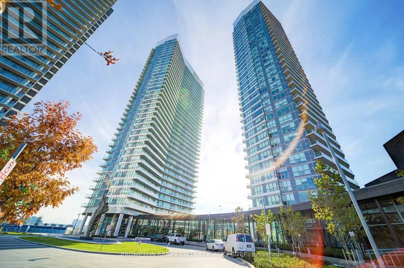 #Sph05 117 Mcmahon Drive, Toronto (Bayview Village), Ontario, M2K0E4, Toronto (Bayview Village), Ontario — photo 1 of 5