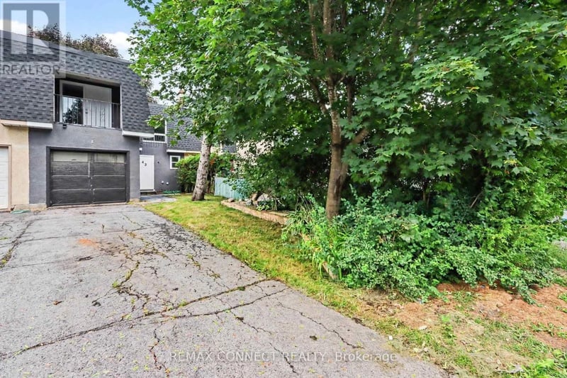 43 Tybalt Crescent, Ottawa, Ontario, K2H8J6, Ottawa, Ontario — photo 1 of 5