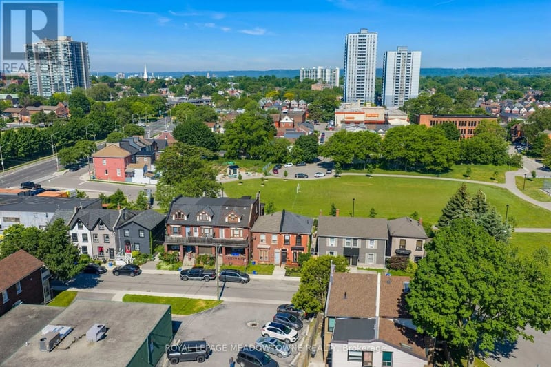 29 Railway Street, Hamilton (Central), Ontario, L8R2R4, Hamilton (Central), Ontario — photo 1 of 5