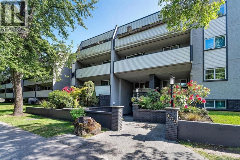 #417 909 Pembroke Street, Victoria, British Columbia, V8T4Z5, Victoria, British Columbia — photo 1 of 5