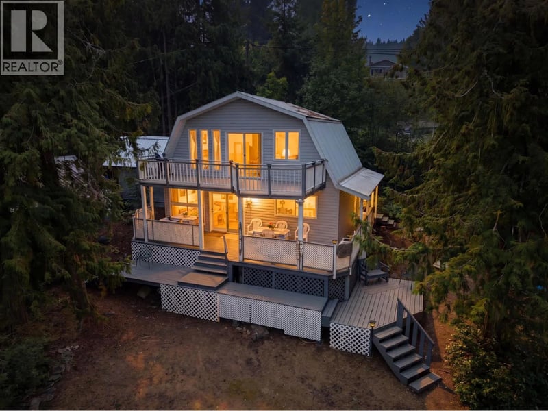 1810 Archibald Road, Sorrento, British Columbia, V0E2W1, Sorrento, British Columbia — photo 1 of 5