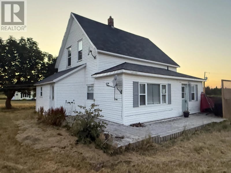 5917 Northside Road, North Lake, Prince Edward Island, C0A2B0, North Lake, Prince Edward Island — photo 1 of 5
