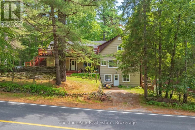 869 Muskoka Road 10, Huntsville (Stephenson), Ontario, P0B1L0, Huntsville (Stephenson), Ontario — photo 1 of 5