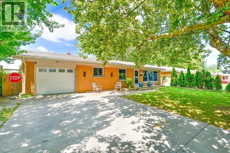 116 QUEENS Avenue, Leamington, Ontario, N8H3H4, Leamington, Ontario — photo 1 of 5