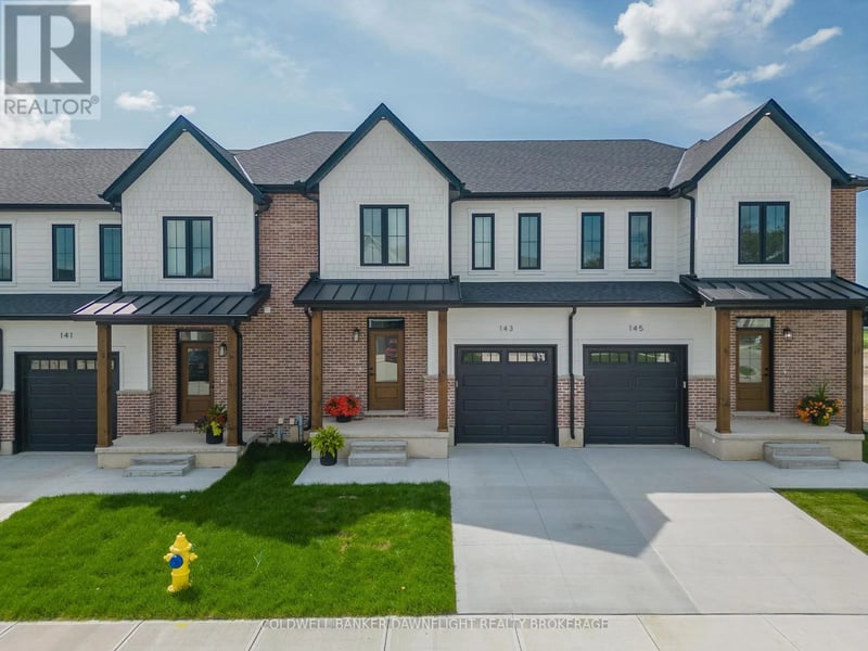 #11 147 Scotts Drive, Lucan Biddulph (Lucan), Ontario, N0M2J0, Lucan Biddulph (Lucan), Ontario — photo 1 of 5