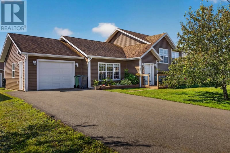 26 Hummingbird Street, West Royalty, Prince Edward Island, C1E0B2, West Royalty, Prince Edward Island — photo 1 of 5
