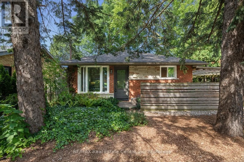 277 KATHLEEN Street, Guelph (Exhibition Park), Ontario, N1H4Y7, Guelph (Exhibition Park), Ontario — photo 1 of 5