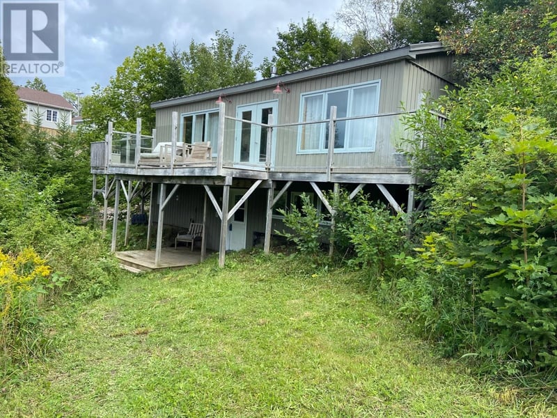 11 Brookside Avenue, Corner Brook, Newfoundland & Labrador, A2H3X6, Corner Brook, Newfoundland & Labrador — photo 1 of 5