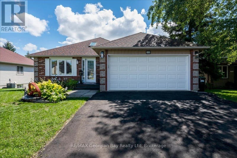 359 Galloway Boulevard, Midland, Ontario, L4R5B2, Midland, Ontario — photo 1 of 5