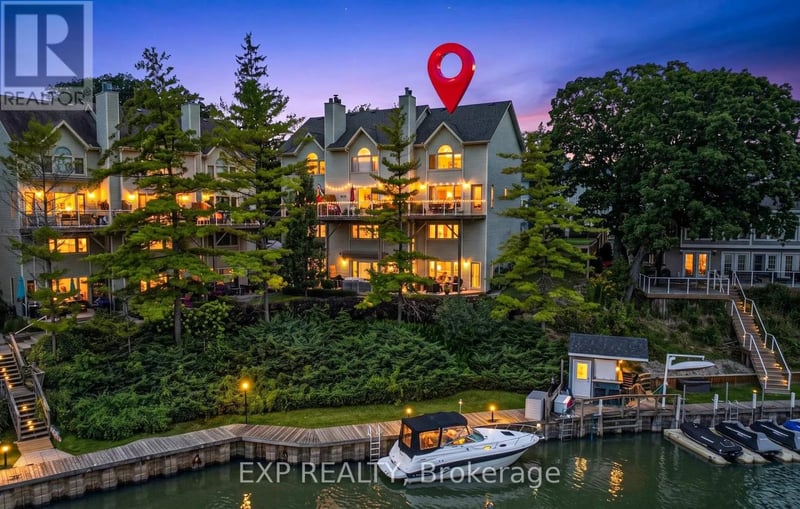 #4 40 Ontario Street South, Lambton Shores (Grand Bend), Ontario, N0M1T0, Lambton Shores (Grand Bend), Ontario — photo 1 of 5