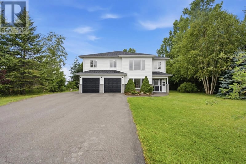 1 Dawe Crescent, Grand Falls-Windsor, Newfoundland & Labrador, A2A2W1, Grand Falls-Windsor, Newfoundland & Labrador — photo 1 of 5