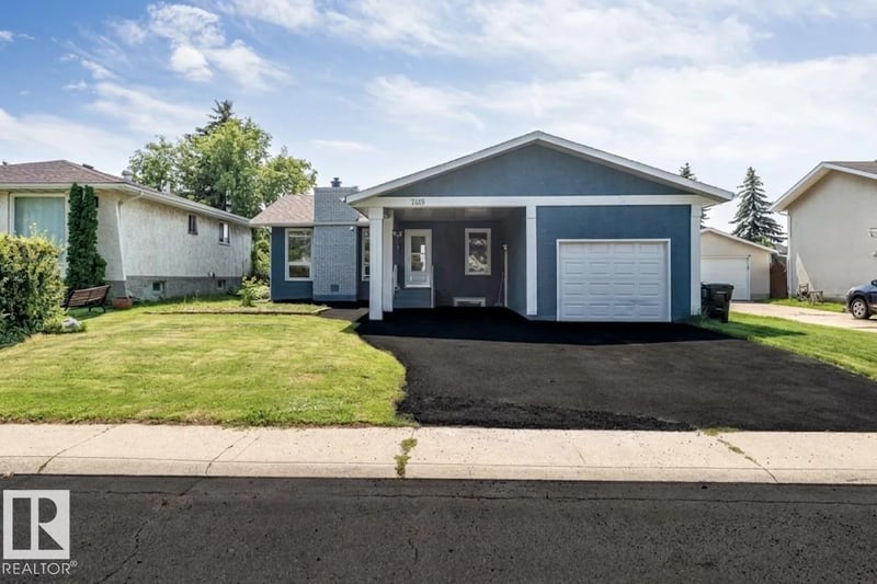7419 33 AV NW, Edmonton, Alberta, T6K1J5, Edmonton, Alberta — photo 1 of 5