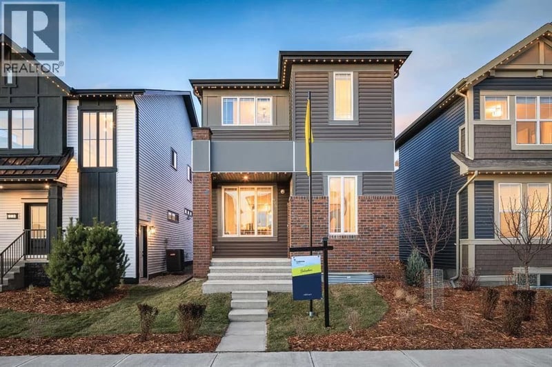 906 Chinook Winds Meadow Southwest, Airdrie, Alberta, T4B5P7, Airdrie, Alberta — photo 1 of 5