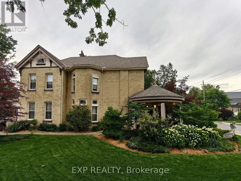 307 Ridout Street South, London South (South F), Ontario, N6C3Y9, London South (South F), Ontario — photo 1 of 5
