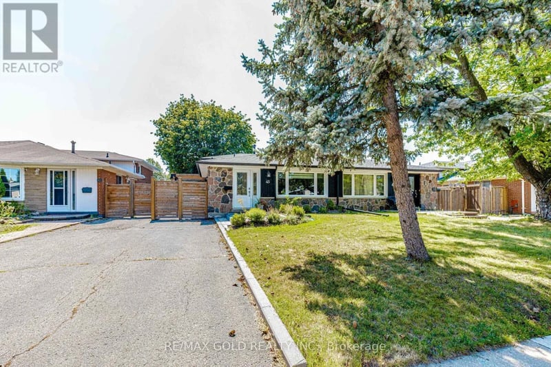 45 Grange Drive, Brampton (Northwood Park), Ontario, L6X2H1, Brampton (Northwood Park), Ontario — photo 1 of 5
