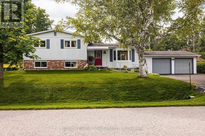 1016 Boucher Crescent, Ottawa, Ontario, K4M1B3, Ottawa, Ontario — photo 1 of 5