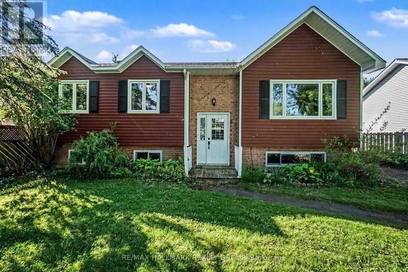 52 Castlebeau Street, Russell, Ontario, K0A1W0, Russell, Ontario — photo 1 of 5