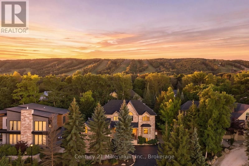 129 Blueski George Crescent, Blue Mountains, Ontario, L9Y0S9, Blue Mountains, Ontario — photo 1 of 5