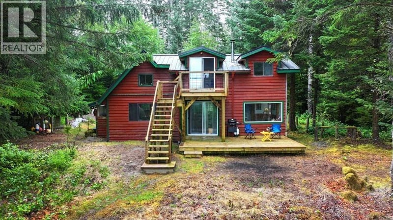 12975 TOW HILL Road, Masset, British Columbia, V0T1M0, Masset, British Columbia — photo 1 of 5