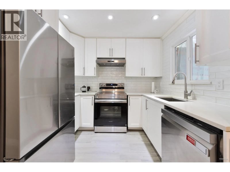 #28 2986 COAST MERIDIAN Road, Port Coquitlam, British Columbia, V3B3M8, Port Coquitlam, British Columbia — photo 1 of 5
