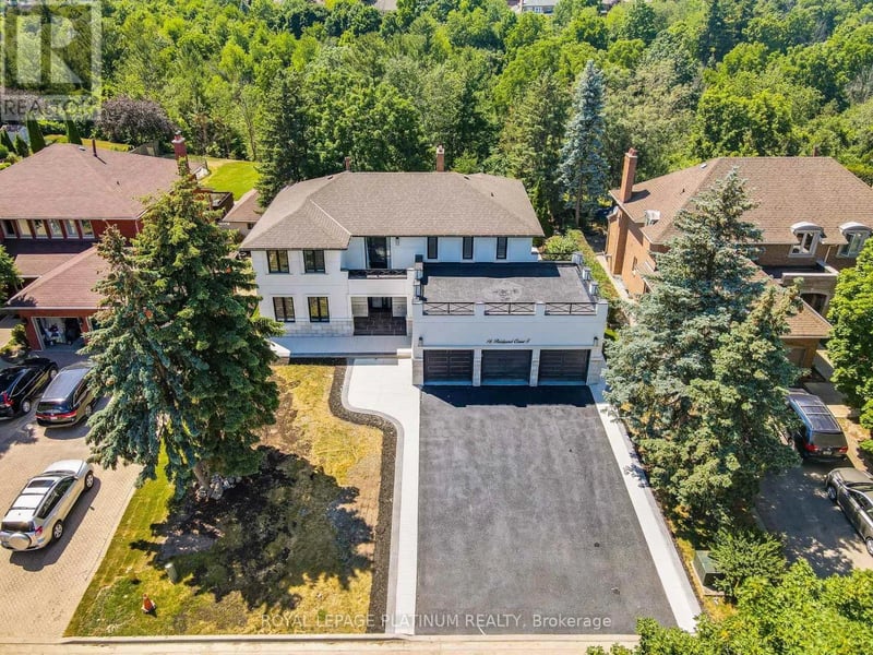 16 Bridgend Court South, Vaughan (Islington Woods), Ontario, L4L3L3, Vaughan (Islington Woods), Ontario — photo 1 of 5