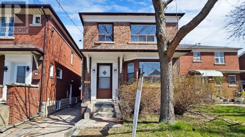 #Main 451 Donlands Avenue, Toronto (East York), Ontario, M4J3S4, Toronto (East York), Ontario — photo 1 of 5