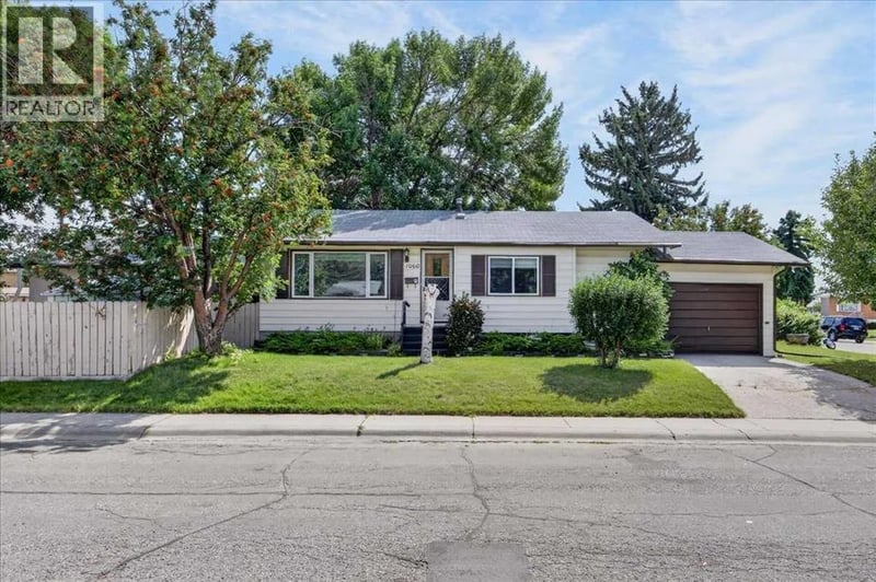 1060 Motherwell Road Northeast, Calgary, Alberta, T2E6E7, Calgary, Alberta — photo 1 of 5