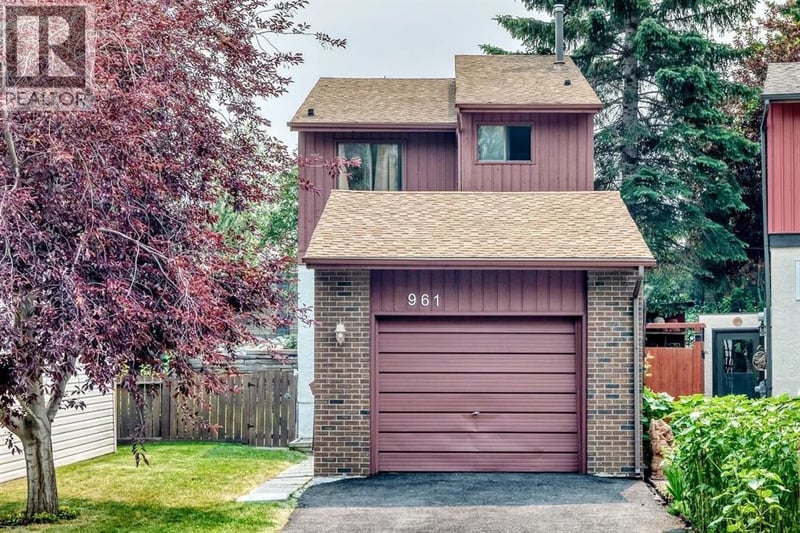 961 Ranchview Crescent Northwest, Calgary, Alberta, T3G1A4, Calgary, Alberta — photo 1 of 5