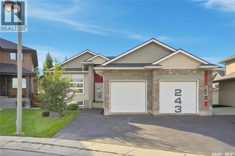 243 Teal TERRACE, Saskatoon, Saskatchewan, S7T0P9, Saskatoon, Saskatchewan — photo 1 of 5