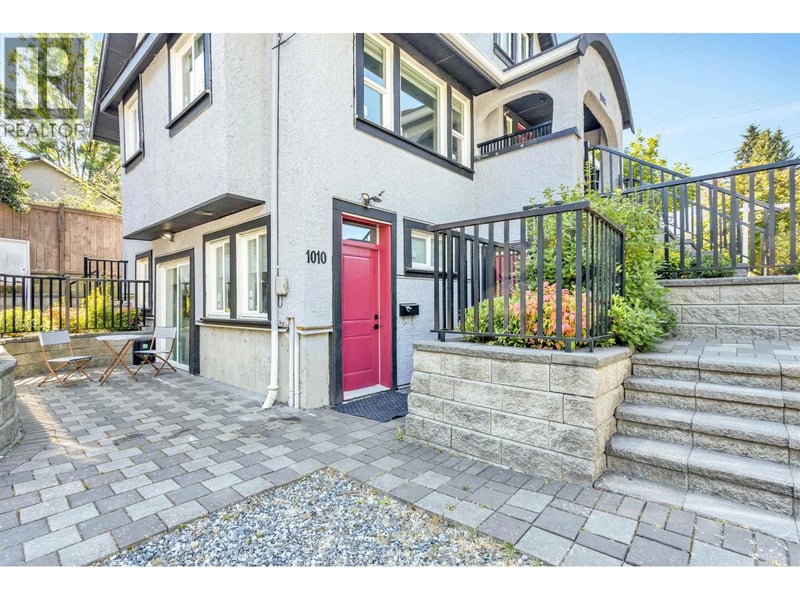 1010 24TH Avenue, Vancouver, British Columbia, V5V2B1, Vancouver, British Columbia — photo 1 of 5