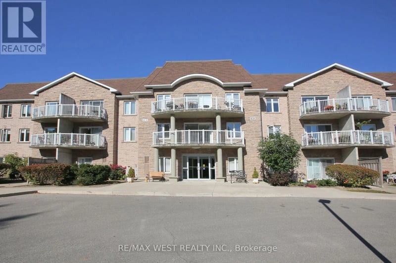 #223 32 Church Street, King (Schomberg), Ontario, L0G1T0, King (Schomberg), Ontario — photo 1 of 5