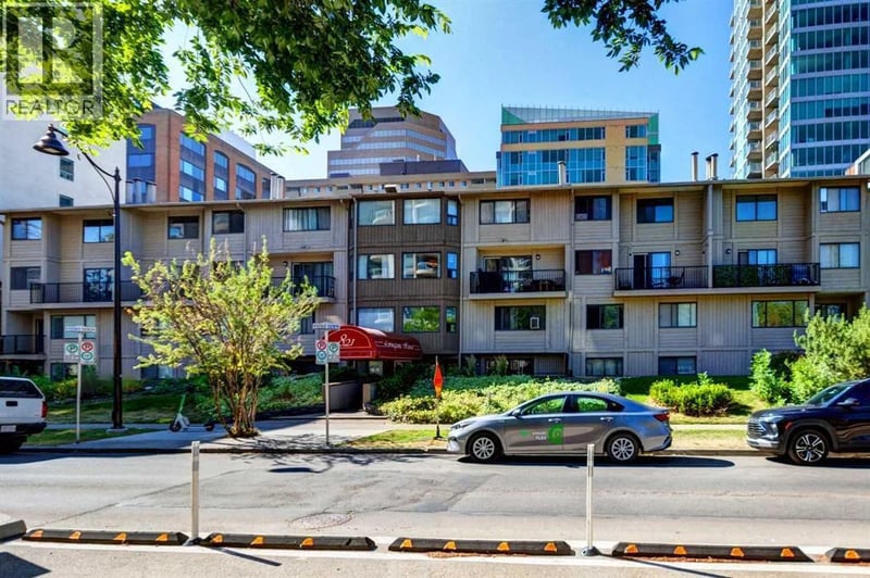 821 3 Avenue Southwest, Calgary, Alberta, T2P0H1, Calgary, Alberta — photo 1 of 5