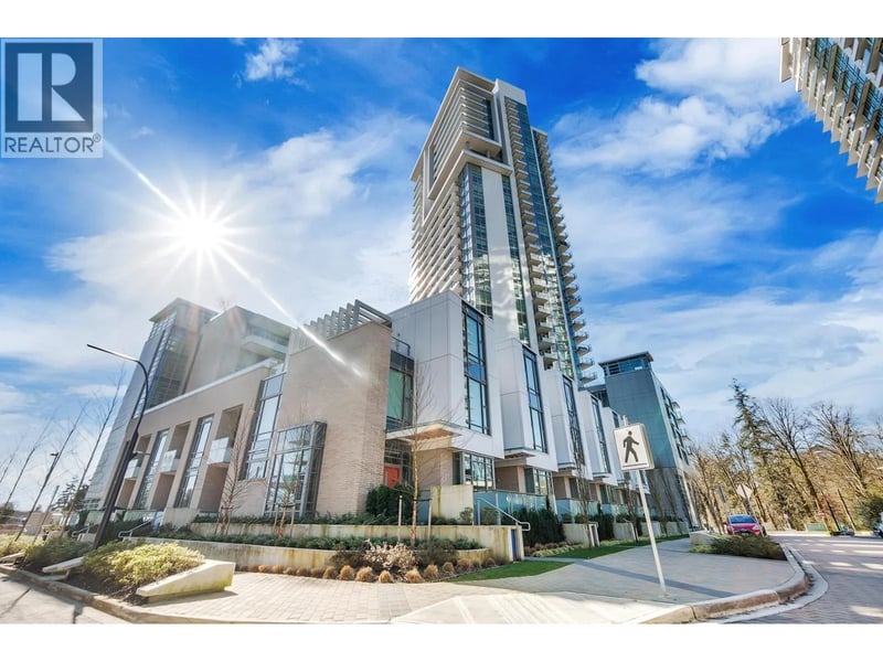 #107 1500 FERN Street, North Vancouver, British Columbia, V7J0E6, North Vancouver, British Columbia — photo 1 of 5