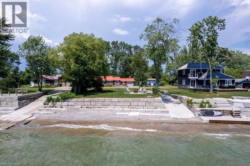 23 LAKEVIEW Line, Dunnville, Ontario, N1A2W8, Dunnville, Ontario — photo 1 of 5
