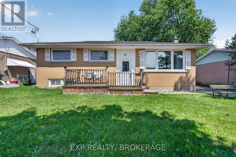 59 FAIRFIELD Boulevard, Loyalist (Amherstview), Ontario, K7N1L3, Loyalist (Amherstview), Ontario — photo 1 of 5