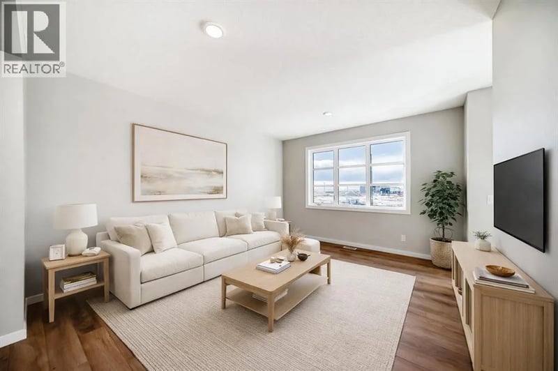 672 Lewisburg Place Northeast, Calgary, Alberta, T3P3A1, Calgary, Alberta — photo 1 of 5