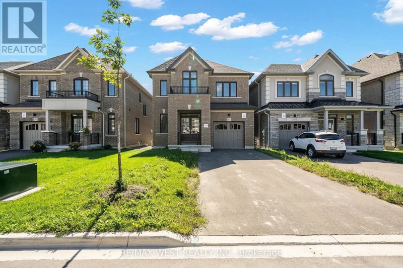 43 Ed Ewert Avenue, Clarington (Newcastle), Ontario, L1B0W7, Clarington (Newcastle), Ontario — photo 1 of 5