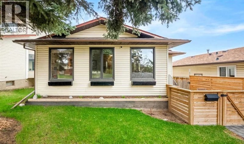 20 Bedwood Hill Northeast, Calgary, Alberta, T3K1L9, Calgary, Alberta — photo 1 of 5