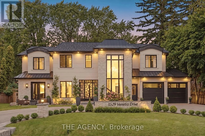1529 Venetia Drive, Oakville (SW Southwest), Ontario, L6L1K8, Oakville (SW Southwest), Ontario — photo 1 of 5