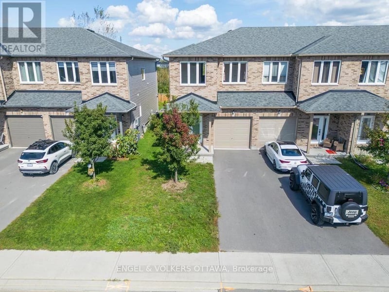 33 McPhail Road, Carleton Place, Ontario, K7C0P6, Carleton Place, Ontario — photo 1 of 5