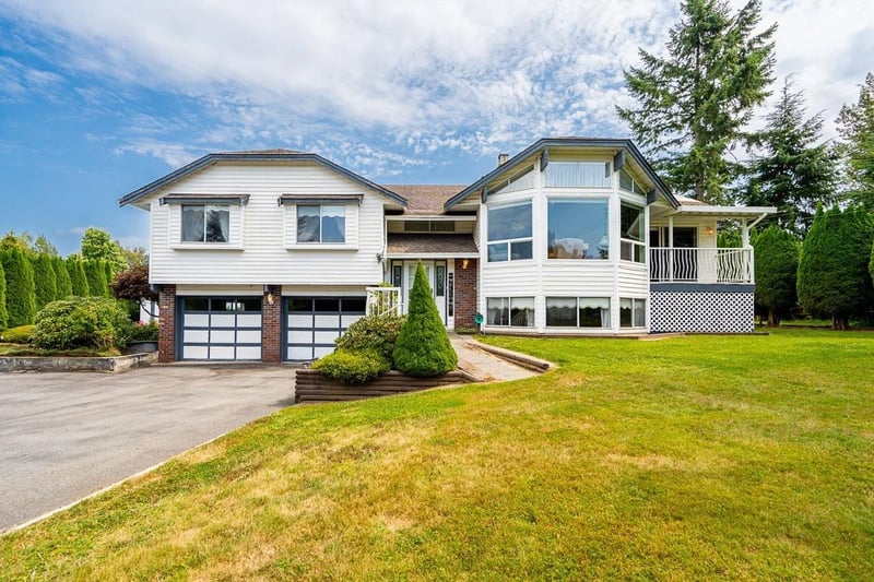 8690 GOUNDREY Street, Mission, British Columbia, V2V6Y5, Mission, British Columbia — photo 1 of 5