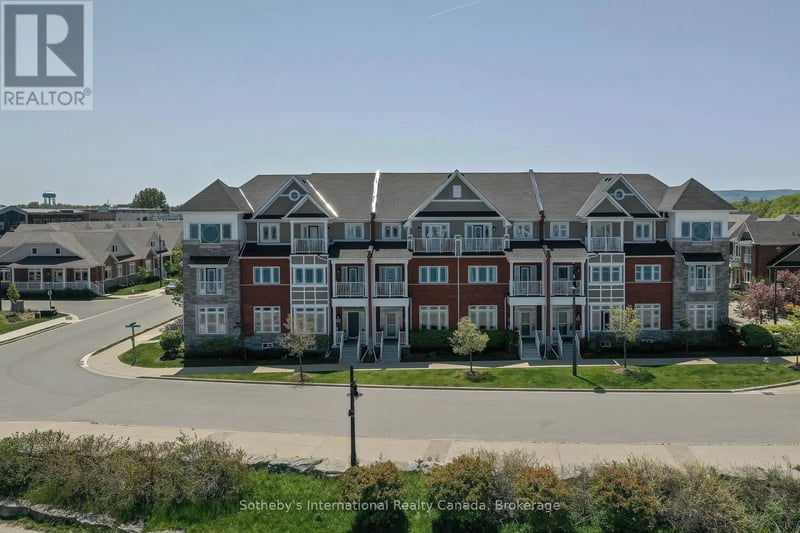 12 WHEELHOUSE Crescent, Collingwood, Ontario, L9Y0J9, Collingwood, Ontario — photo 1 of 5
