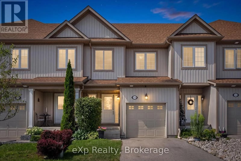 14 Sadler Street, Centre Wellington (Fergus), Ontario, N1M0E2, Centre Wellington (Fergus), Ontario — photo 1 of 5