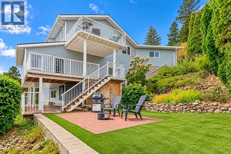 1108 Menu Road, West Kelowna, British Columbia, V1Z2J5, West Kelowna, British Columbia — photo 1 of 5