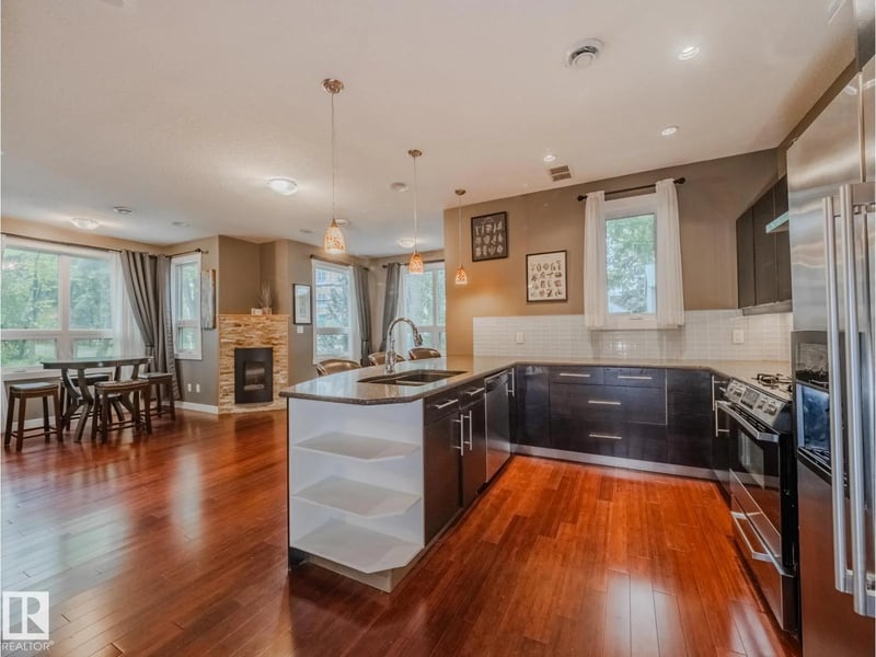 8306 108 ST NW, Edmonton, Alberta, T6E2J1, Edmonton, Alberta — photo 1 of 5