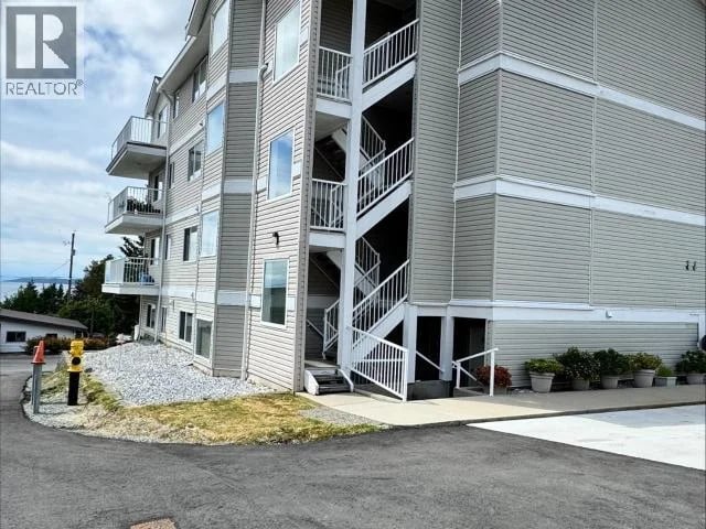 104-6900 BURNABY STREET, Powell River, British Columbia, V8A5V3, Powell River, British Columbia — photo 1 of 5